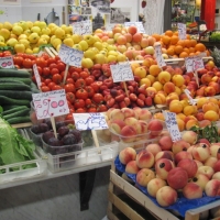 Fresh fruits & veggies