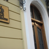 entrance to City Circus hostel